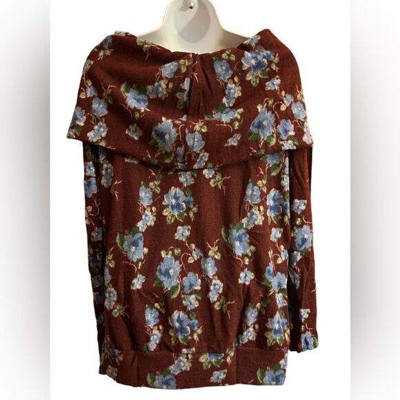 Cherish Brushed Fleece Cowl Neck Top - Picture 3 of 3